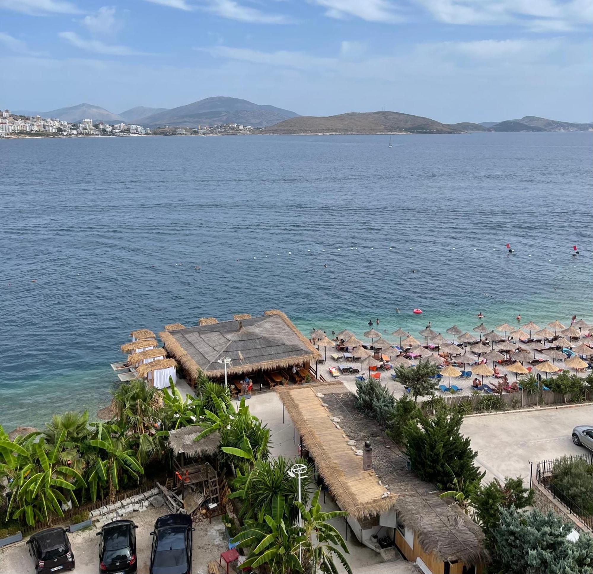 Port Side Sarande Lägenhet Exteriör bild